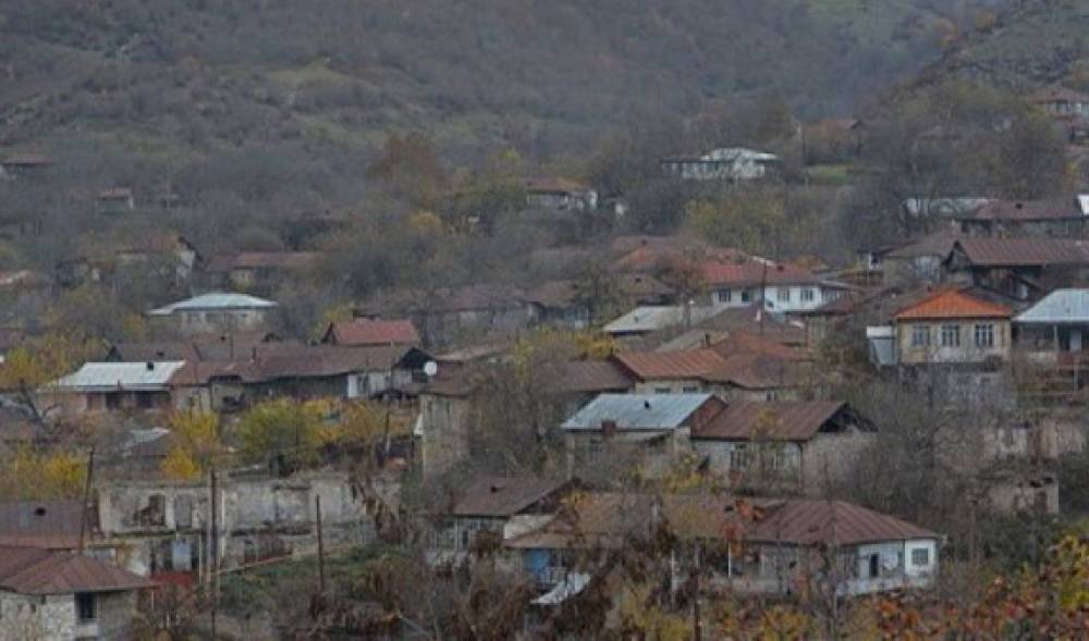 Փառուխում են նաև ռուս խաղաղապահները․ Խրամորթի գյուղապետ
