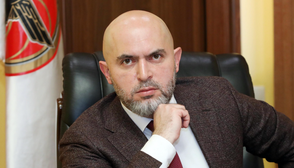 «Սրանք հեղափոխություն, պատերազմ են կեղծել, Սիսիանի ընտրություններն ի՞նչ է, որ չկեղծեն». Արմեն Աշոտյան