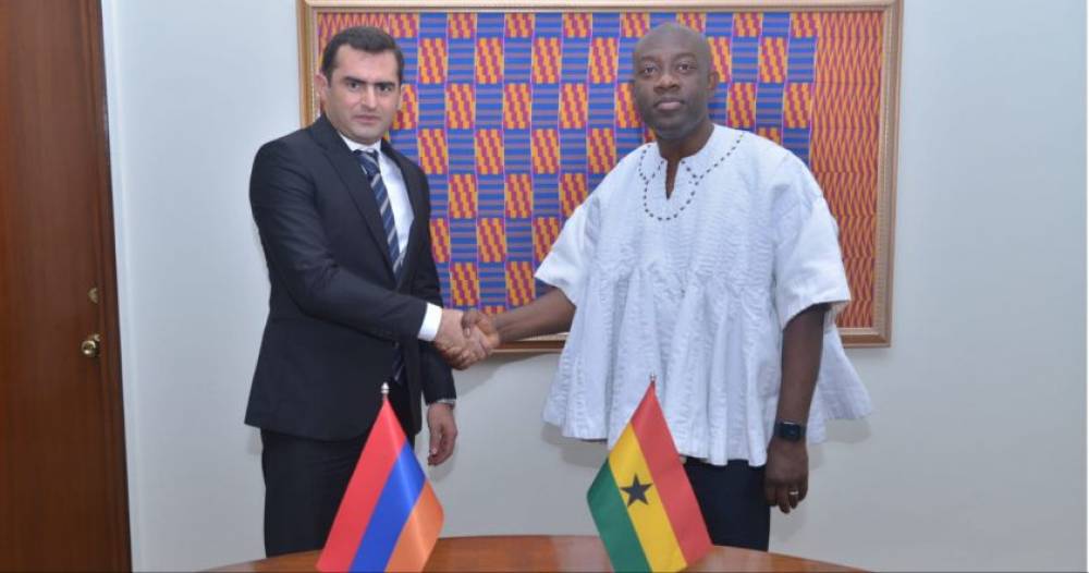 Արցախի շրջափակման հարցը մոտ է լուծման, քանի որ այսօր այդ հարցը Հակոբ Արշակյանը քննարկել է Գանայի Տեղեկատվության նախարար Կոջո Օպպոնգ Նկրումահի հետ․ Էդգար Ղազարյան