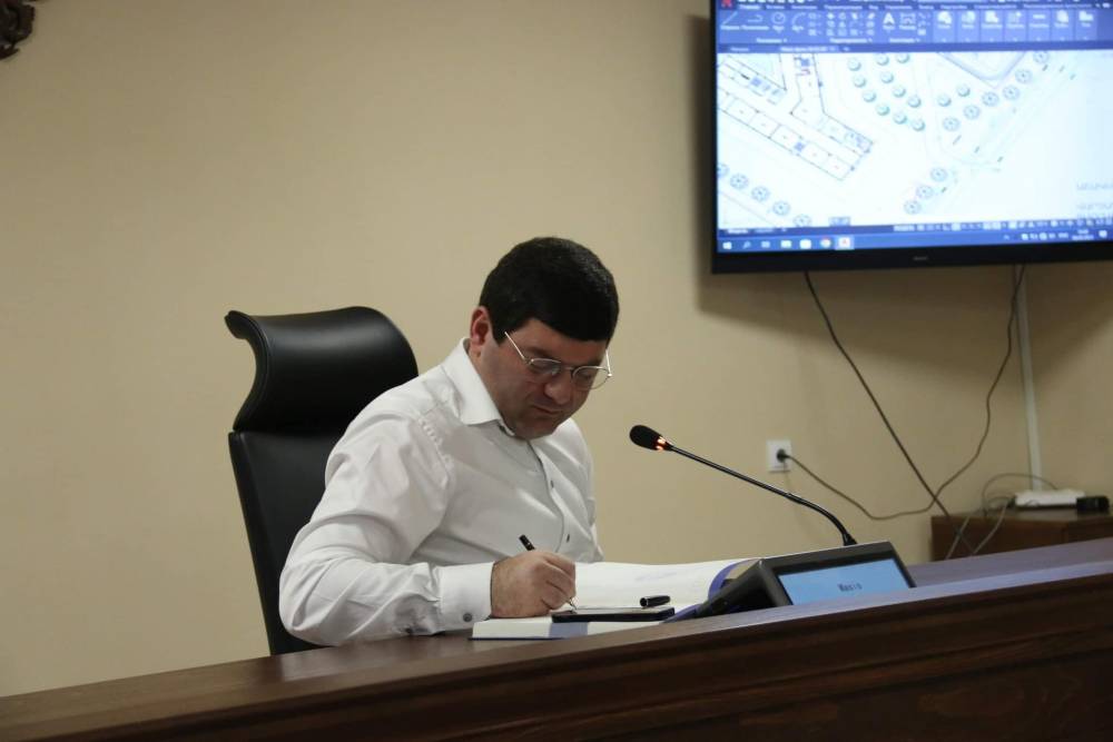 Կիրականացվի «Մասիսի թիվ 3 հիմնական դպրոցի վերակառուցում» ենթածրագիրը