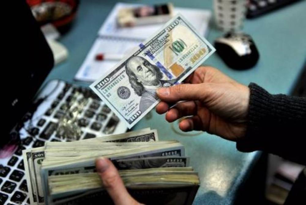 Դոլարի փոխարժեքը շարունակում է նվազել