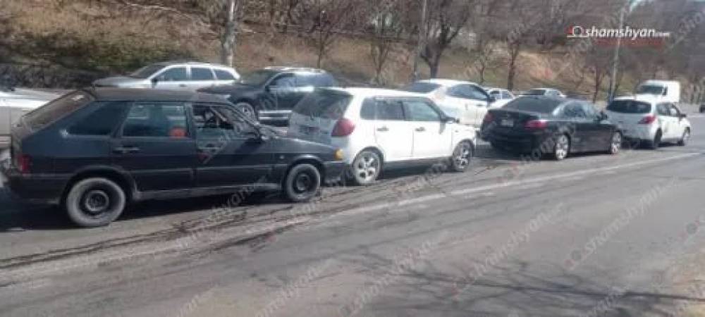 Գայի պողոտայում բախվել են «BMW»-ն, «Mazda»-ն, «Nissan»-ը և «Lada»-ն. կա վիրավոր