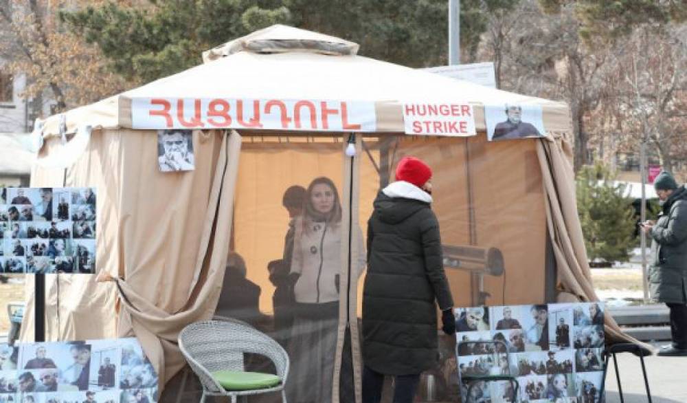 Նրանց հացադուլի մեջ հուսահատ նոտա կա․ «Հրապարակ»