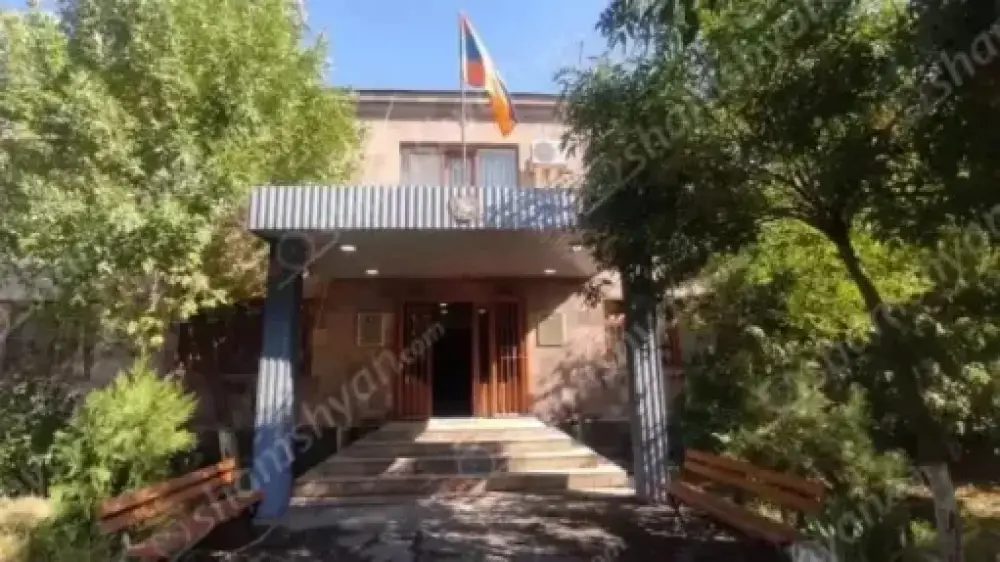 Արարատի մարզի գյուղերից մեկի տան տանիքում հայտնաբերվել է 13-ամյա տղայի մարմին