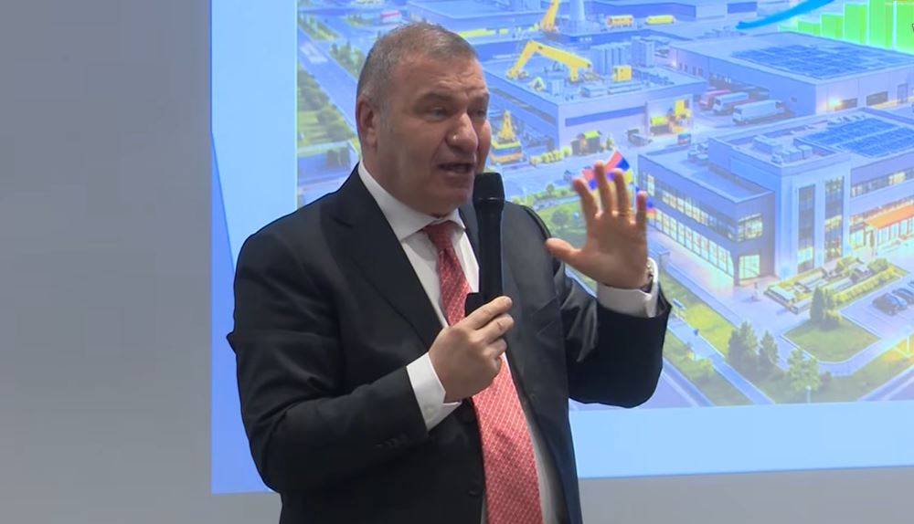 Պետությունը պետք է ունենա արդյունաբերության զարգացման հնգամյա ծրագիր. Միքայել Մելքումյան