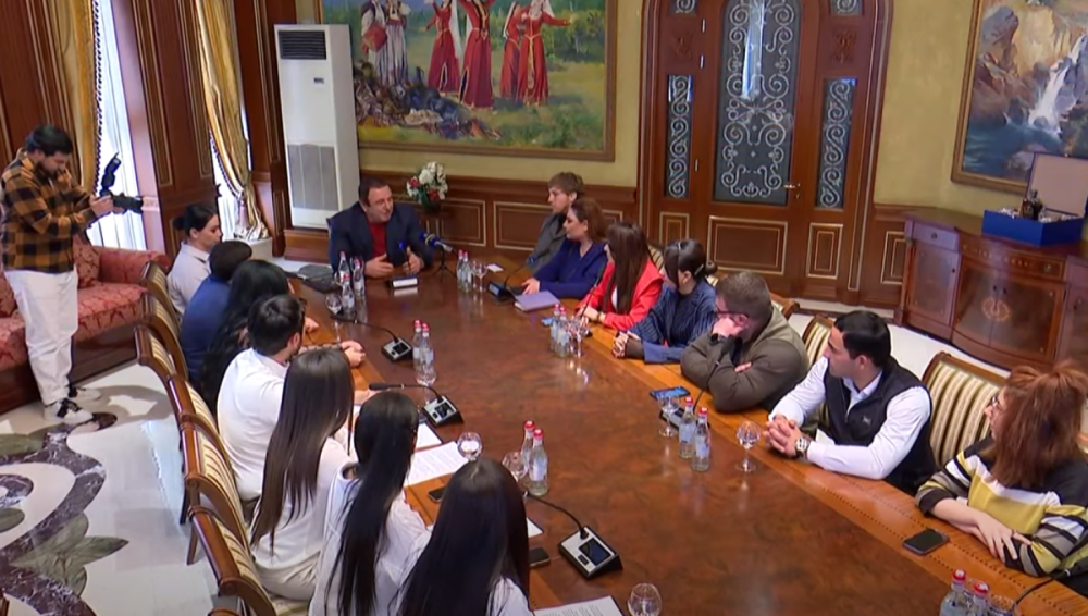 «Առաջարկ Հայաստանին»-ի երիտասարդական պլատֆորմի ներկայացուցիչների և անվանի մարզիկների հետ բաց ու անկեղծ զրույց ունեցանք. Գագիկ Ծառուկյան (տեսանյութ)