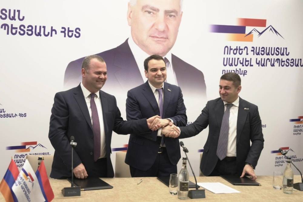 «Ուժեղ Հայաստան» կուսակցությունը դաշինք է կազմում «Հայաստանը ես եմ» նախաձեռնության և «Նոր դարաշրջան» կուսակցության հետ (Տեսանյութ)
