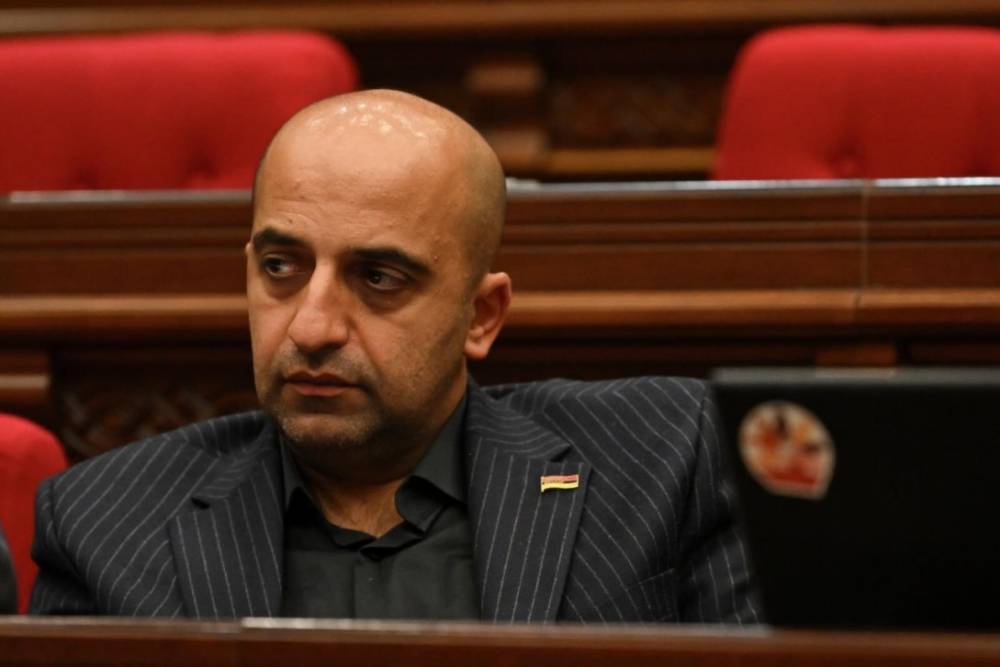 Առողջապահության հարցերի մշտական հանձնաժողովի նախագահի պաշտոնում Հռիփսիմե Հունանյանին փոխարինեց ՔՊ-ական Վանիկ Օհանյանը