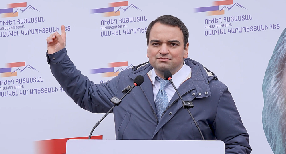 Ով Սամվել Կարապետյանի հետ շփվում էր ԱԱԾ մեկուսարանում, ավելի մեծ ուժով դուրս էր գալիս նրա մոտից, որովհետև նա գիտեր, որ ճիշտ ճանապարհի վրա ենք․ Նարեկ Կարապետյան (տեսանյութ)