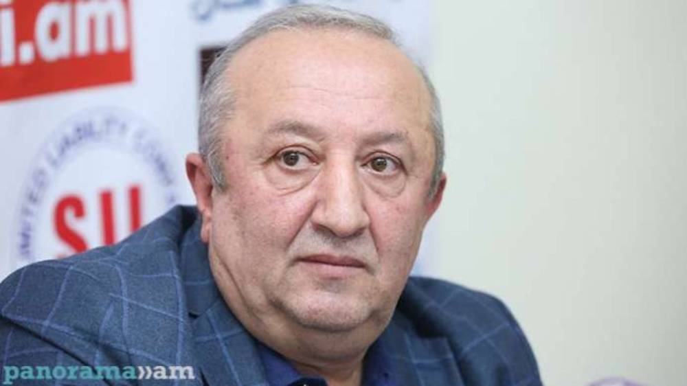 Բայց Փաշինյանը ի՞նչ է հասկանում զենքից, որ իմանա` կրակե՞լ են, թե՞ ոչ. Մովսես Հակոբյան