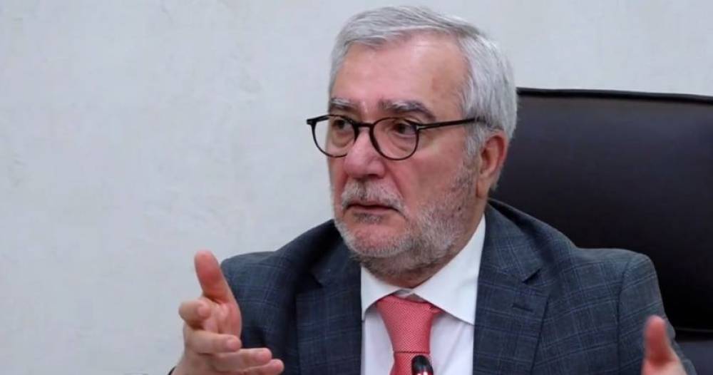 ՔՊ-ական․ «Մեր աղջիկները ուշ ժամի հանգիստ, ոտքով գալիս են տուն, սա երկրի լավ վիճակի մասին է խոսում»