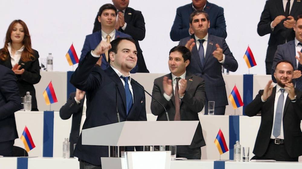 «Ուժեղ Հայաստան»-ը մերժում է պարտվողական օրակարգն ու ներկայացնում է անվտանգության՝ 6 կետից բաղկացած ծրագիր. «Ուժեղ Հայաստան» (տեսանյութ)