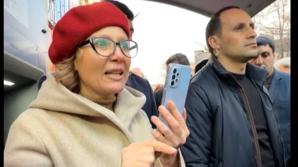 Դուք ինձ ու իմ պես հազարավոր մարդկանց խաբեցիք, Արցախը վաճառեցիք. Քաղաքացին՝ Փաշինյանին