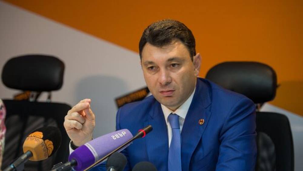 Լինի Մոսկվայում, թե Բրյուսելում, ես պաշտպանել ու պաշտպանելու եմ բացառապես ՀՀ պետական շահը, որից նիկոլականները հեռու են. Շարմազանով