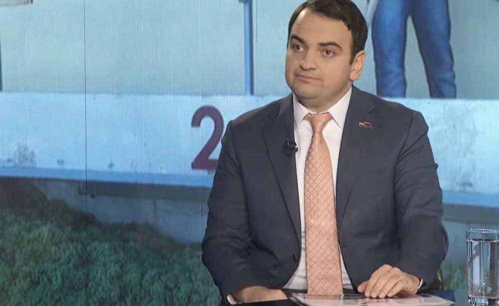 Փոքր բիզնեսն օգտվելու է հարկային արտոնություններից, երբ հայտ ներկայացնի անցնելու միջին բիզնեսի դաշտ, ունենալու է այլ արտոնություններ․ Նարեկ Կարապետյան