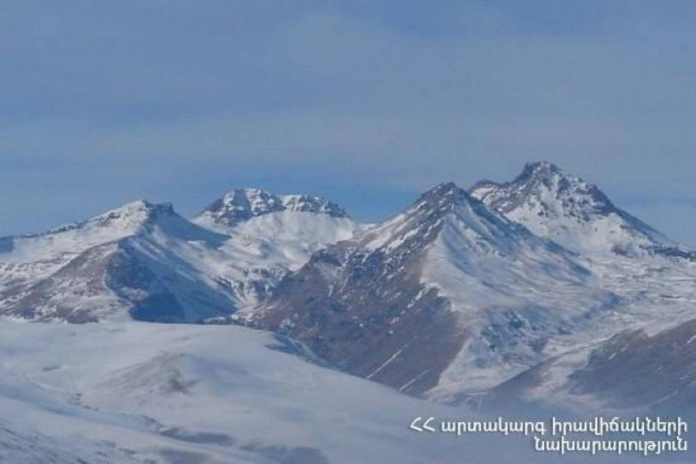 Այսօրվա դրությամբ ձյան ծածկույթը Արագածում 234սմ է, Ամբերդում՝ 107սմ, Ջերմուկում՝ 101սմ, մյուս լեռնային մարզերում՝ 30-80սմ