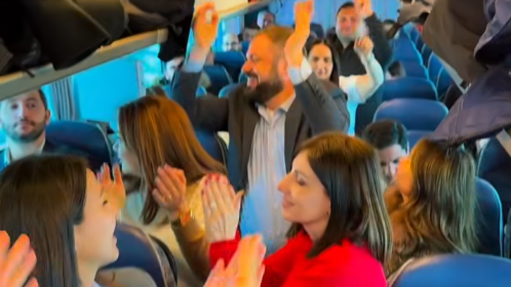 Ալիևը պայթեցրեց այդ ուրախ ավտոբուսը. Ա. Թևանյան