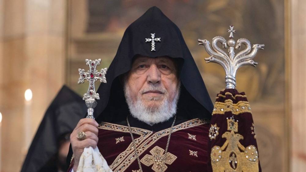 Դժվարին ժամանակներում Իլյա Երկրորդը հայրական իմաստությամբ և սիրով առաջնորդեց իր հավատավոր հոտը՝ հաստատուն պահելով Վրաց Սուրբ Եկեղեցու առաքելությունը. Վեհափառ