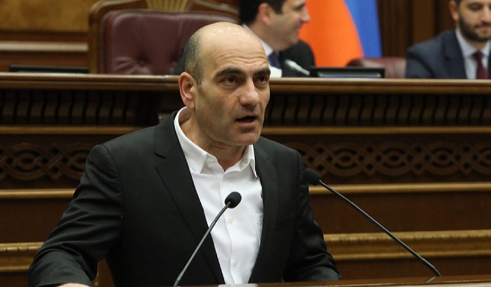 Արտառոց դեպք. պետական մարմինը 5 մլրդ դր.-ի դիզել է գնում մի կազմակերպությունից, որը գնումից մի քանի օր առաջ էր ստեղծվել. Ավետիսյան