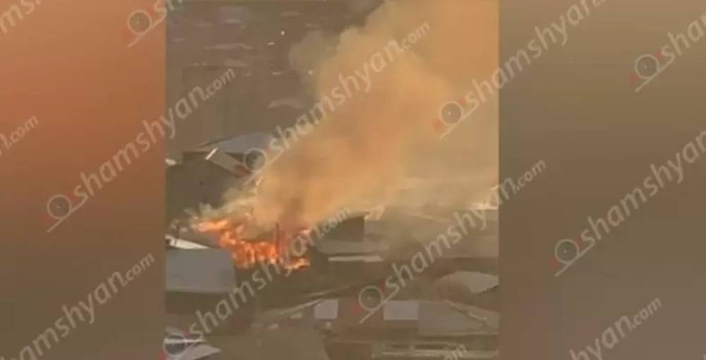 Խոշոր հրդեհ է տեղի ունեցել Նորք Մարաշում․ կրակն ու ծուխը տեսանելի էր մի քանի կմ-ից