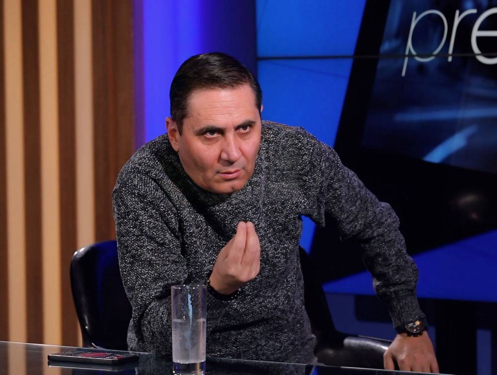 Ինքնուրույն գոնե մեկ անգամ քվեարկելու իրավունք ձեռք բերեք, հետո նոր ուրիշների մասին խոսեք․ Արման Աբովյանը՝ ՔՊ խմբակցության ղեկավարին