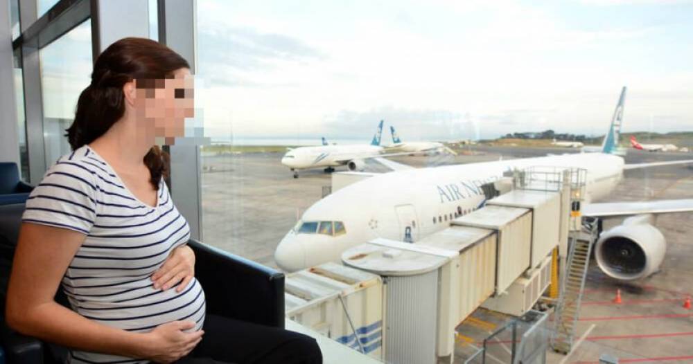 Օդանավակայանում այս հղի կնոջ ինքնազգացողութունը վատացավ. բժիշկները շոկի մեջ էին, երբ տեսան, թե երեխայի փոխարեն ինչ էր նրա որովայնում (լուսանկարներ)