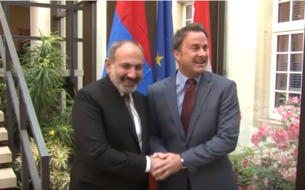 Փաշինյանը Լյուքսեմբուրգի վարչապետին սովորեցնում է շնորհակալություն բառը (տեսանյութ)