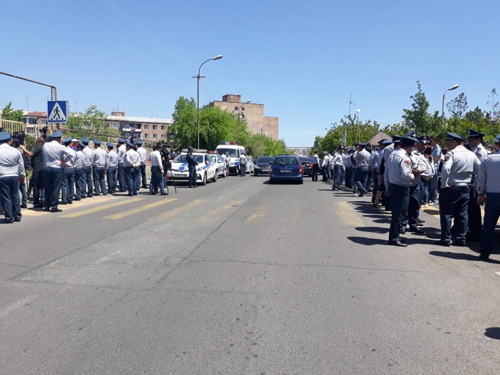 Հակընդդեմ ակցիաները շարունակվում են Քոչարյանի դատավարությանը զուգահեռ (տեսանյութ)