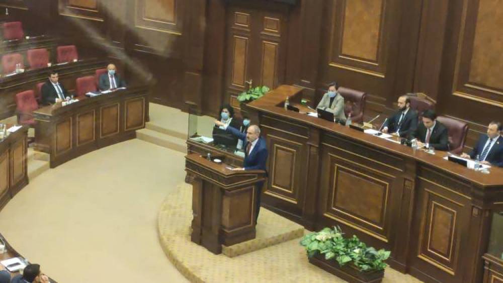 Այո, էդ պադյեզդներում ձեզ ասֆալտներին կպառկացնենք. Փաշինյանը ներողության փոխարեն սպառնաց (տեսանյութ)