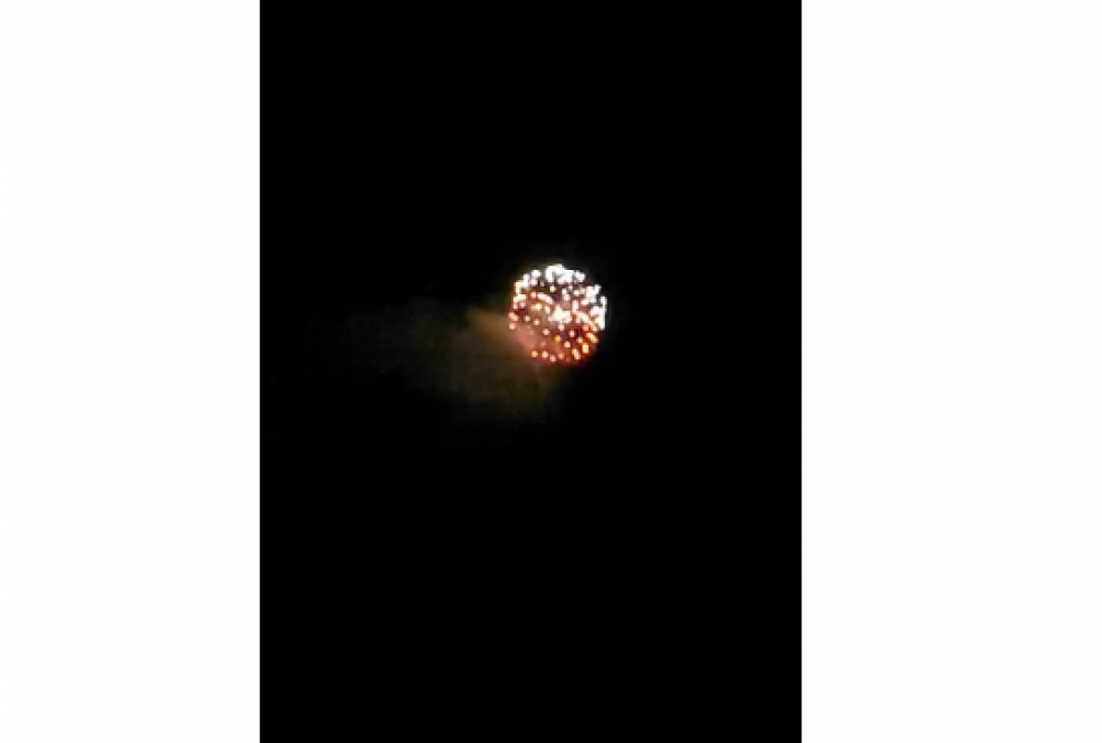 Արդեն երեսուն րոպե է, ինչ ադրբեջանցիները հրավառություն են կազմակերպել հայկական Շուշիում, ի պատիվ Իլհամ Ալիևի և Մեհրիբան Ալիևայի