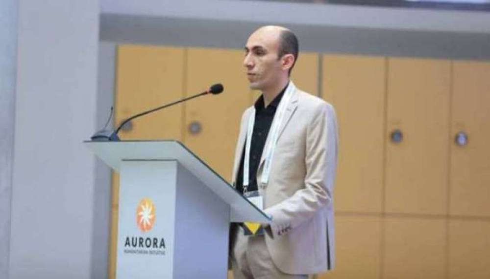 «Հիմա 39 հազար անձ ոչ միայն տեղահանված է, այլև՝ անօթևան». Արտակ Բեգլարյան