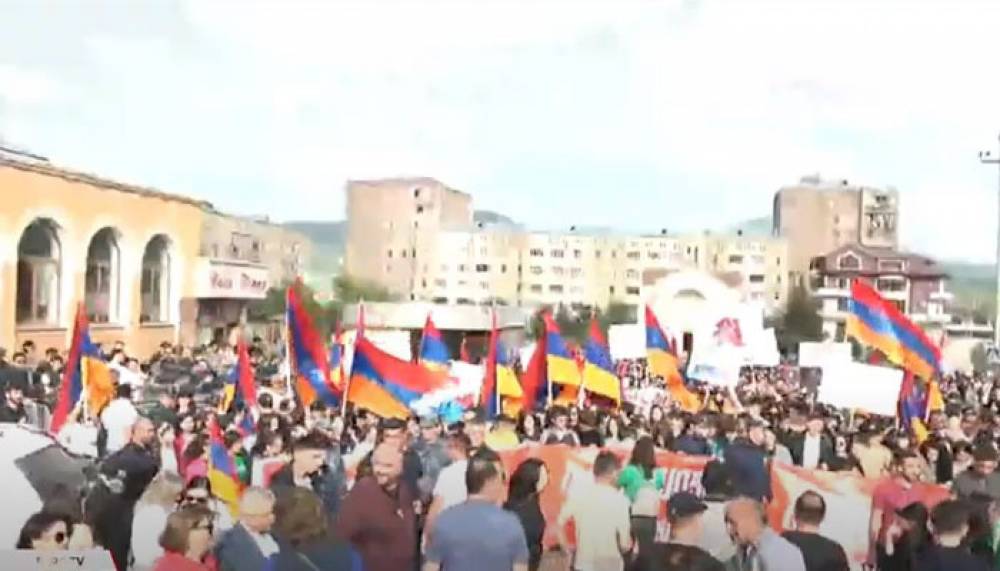 Հանրահավաք Ստեփանակերտում` հանուն Արցախի․ ՈՒՂԻՂ ՄԻԱՑՈՒՄ