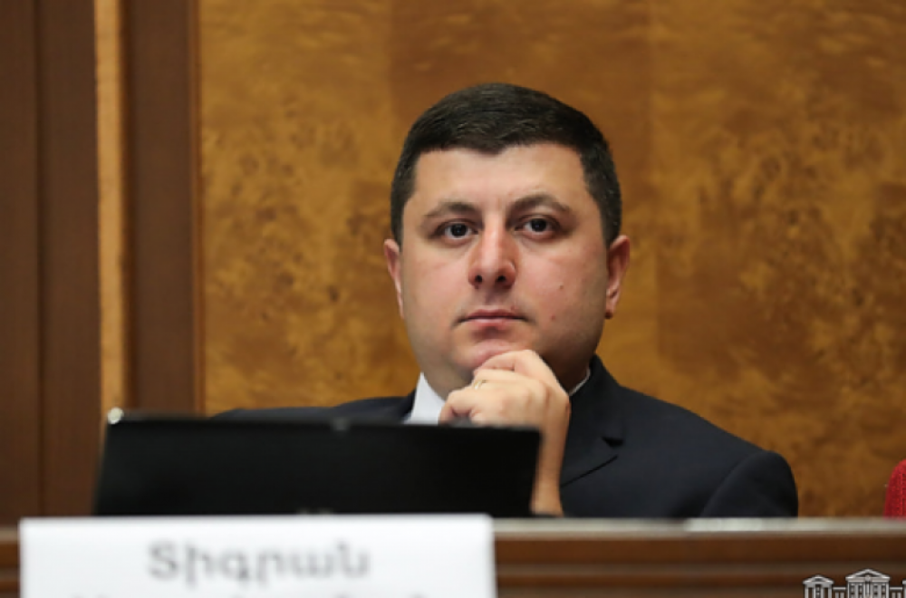 Ադրբեջանցիները բողոքում են, որ Տեղ գյուղի ուղղությամբ ինժեներական աշխատանքներ իրականացնող իրենց տեխնիկան խոցվել է. պատգամավոր