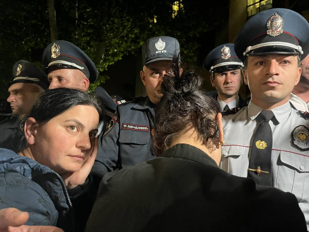 Ավետիսյան սիրու՞մ ես համազգեստդ. իմ ամուսինն էլ էր սիրում. նահատակի կինը` ոստիկանին