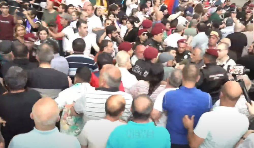 #ՀՐԱՏԱՊ. ԱԳՆ-Ի ՄՈՏ ԳԵՐԼԱՐՎԱԾ Է, ՍՐԲԱԶԱՆՆ ՈՒ ՇԱՐԺՈՒՄՆ ԱՅՆՏԵՂ ԵՆ