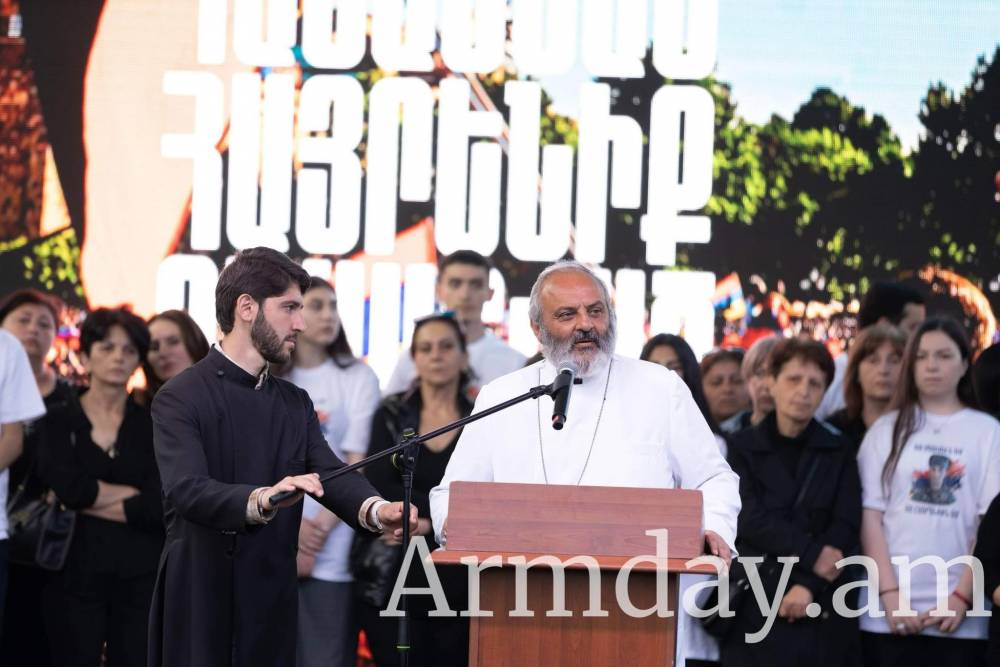 «Ձեր սիրելի Ալիևը, մեքենայի մեջ միացրած «Նոլդու Փաշինյան» երգը՝ Արցախով պտտվում է». Բագրատ Սրբազանը՝ իշխանությանը