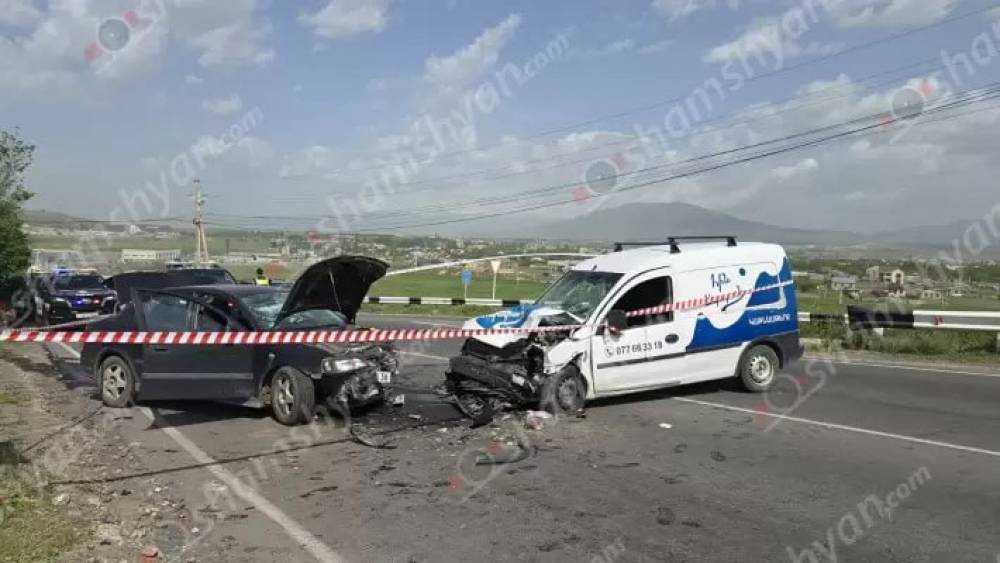 Կոտայքում բախվել են «Opel Combo»-ն ու «Opel Astra»-ն. տուժածներից 2-ը զինծառայողներ են