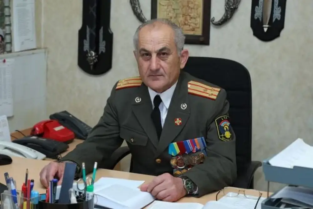 «Չկա ավելի վտանգավոր արարած, քան դերասանի անցյալով չկայացած պետական գործիչը…». Սենոր Հասրաթյան
