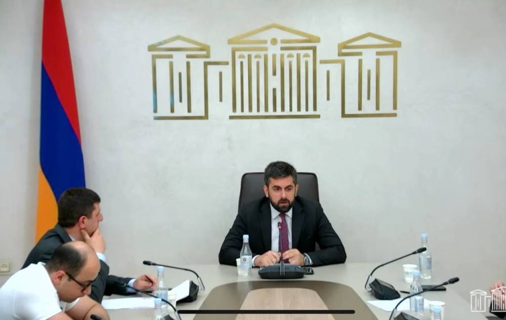Հայաստանը զորախումբ չի ուղարկում Մոսկվա, ՀՀԿ-ն կփորձի հայտարարություն ընդունել. ՔՊ-ականը՝ «Պատիվ ունեմ»-ի նախագծի մասին