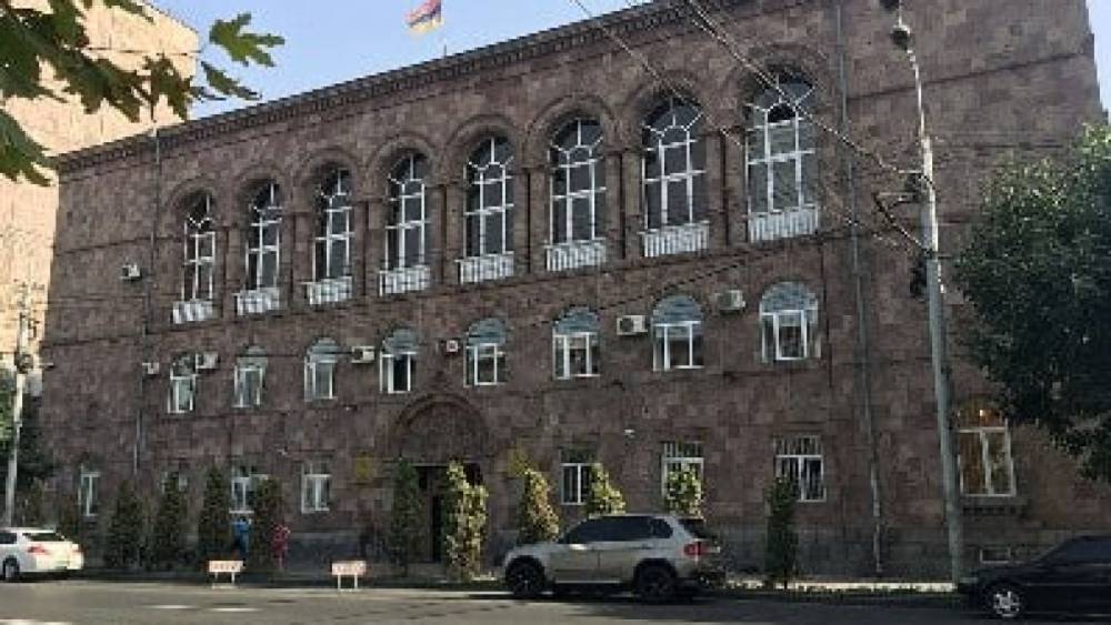 Այս պահին ձերբակալվածներից միայն մեկն է Շենգավիթ վարչական շրջանի ներկայիս աշխատակից. Քաղաքապետարանի խոսնակ