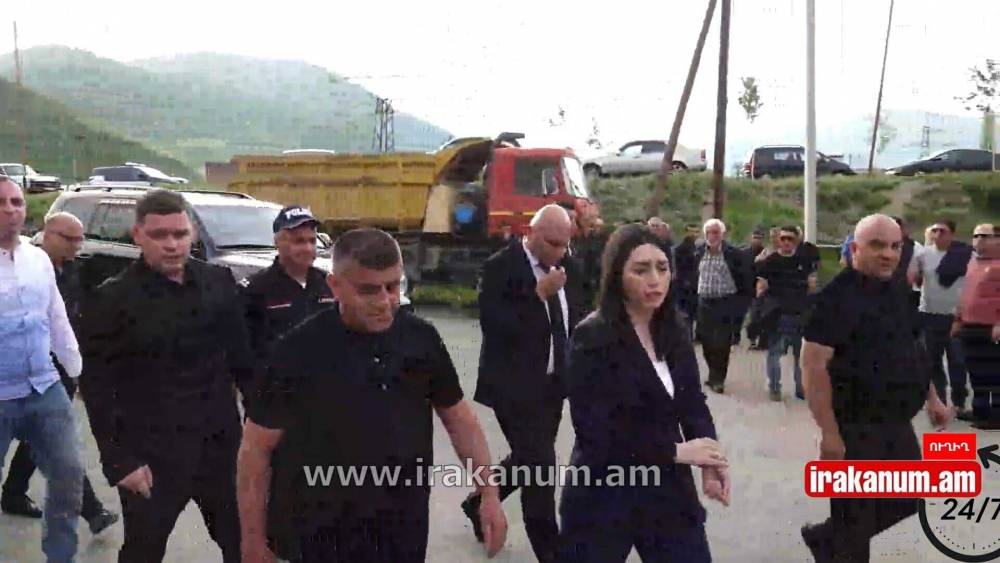 Արփինե Սարգսյանը եկավ Մարմարիկ. նա մասնակցեց փոքրիկ Տիգրանի հոգեհանգստին