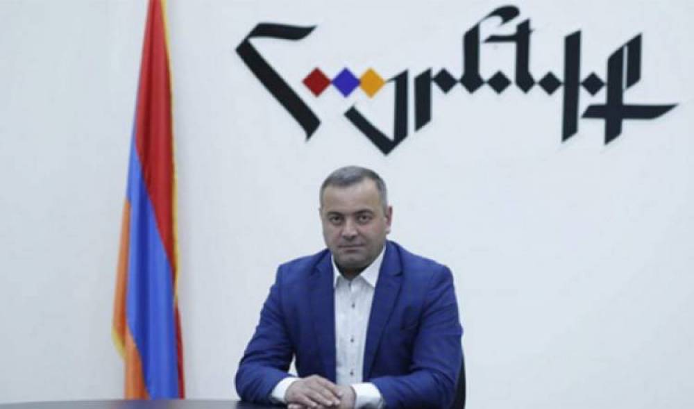 «Ապեր, ռումբա, բա ինչա, քշի մեզ էլ հաճելի չի»․ Նիկոլն է գալիս Վանաձոր, աղմուկ-աղաղակ