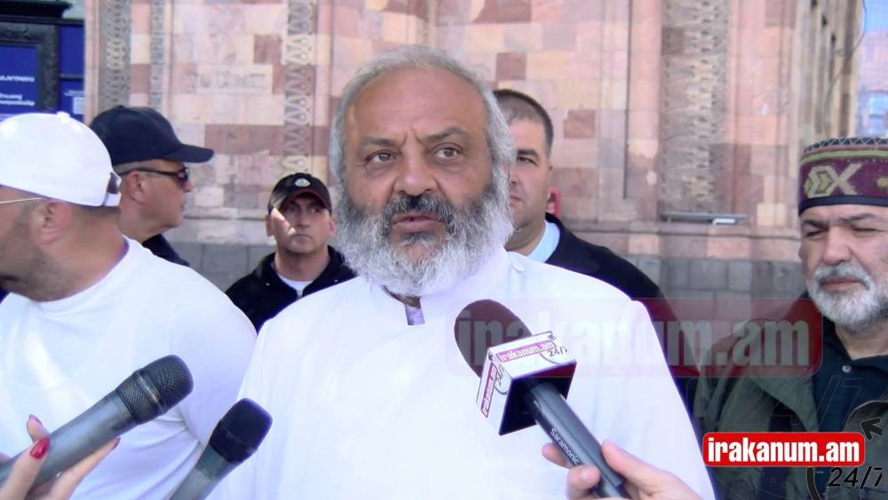 Բագրատ սրբազանը կրկին ակտիվանում է․«Հրապարակ»
