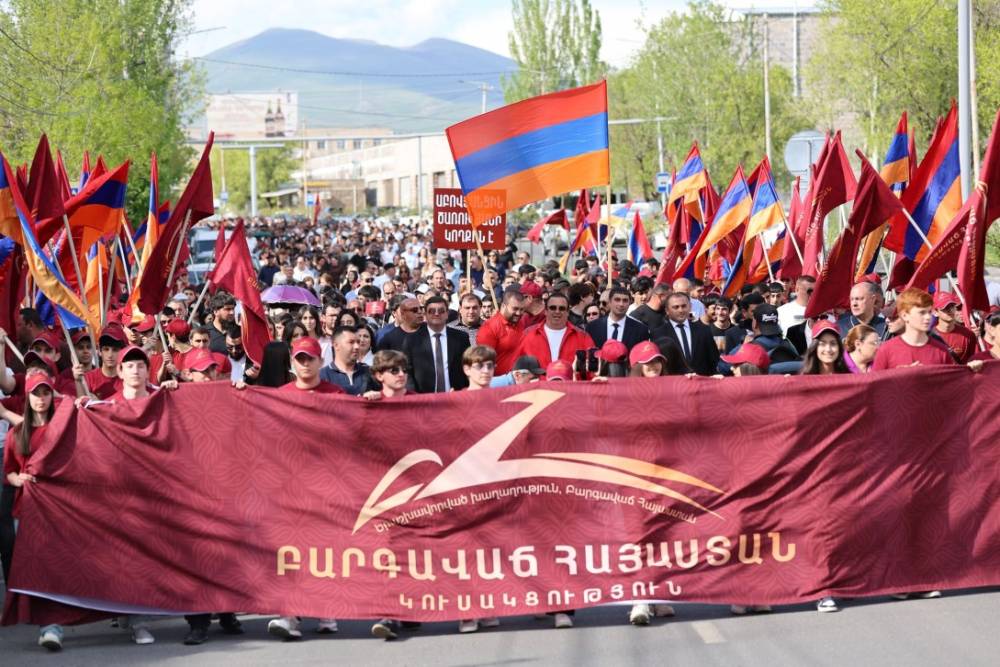 «Ամեն տարի թոշակների չափն ավելացնել՝ նախորդ տարվա ինֆլյացիայի չափով, գազի և էլեկտրաէներգիայի սակագներն իջեցնել 10 տոկոսով». ԲՀԿ նախընտրական ծրագրի հիմնադրույթները