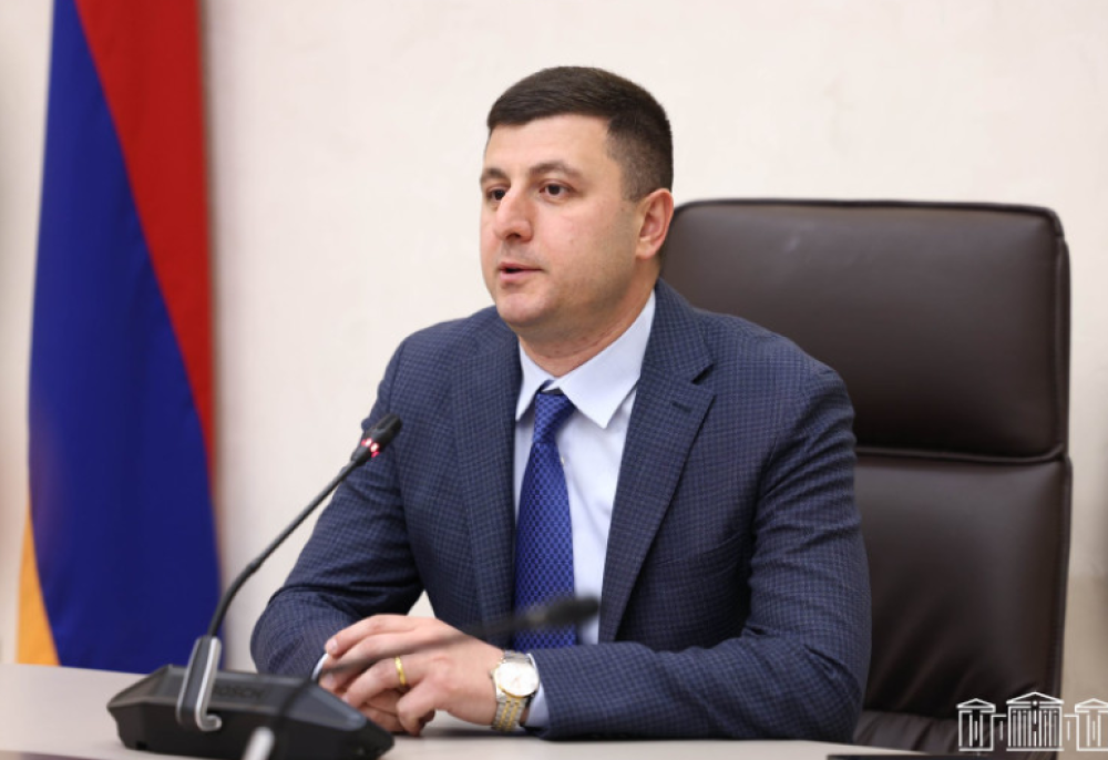 Թեպետ ՀՀԿ-ն անմիջական մասնակցություն չունի ընտրություններում, սակայն շարունակում է մնալ ՔՊ-ի կոկորդում․ Տիգրան Աբրահամյան