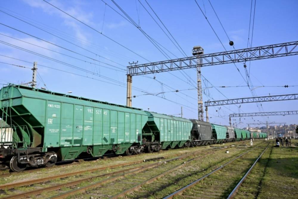 Առաջին անգամ Ադրբեջանի տարածքով Հայաստան է ուղարկվել ալյումին, ինչպես նաև հացահատիկի հերթական խմբաքանակը