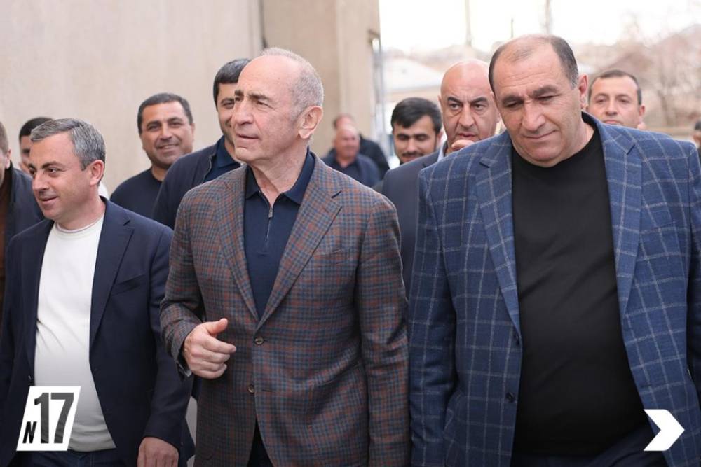 Քաղաքացիներն ընդդիմադիրների հետ շփումից վախենում են․ «Հրապարակ»