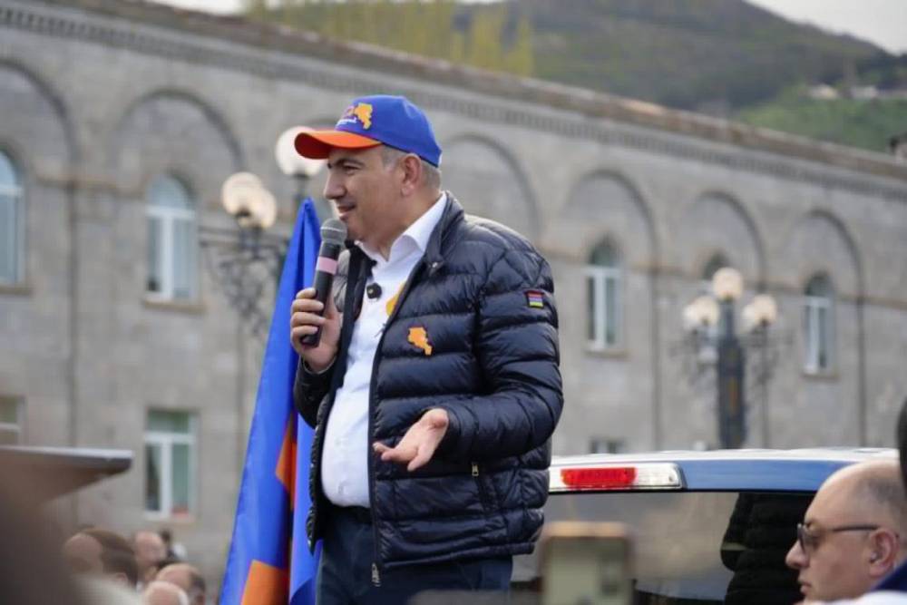 Շփումները նվազեցրել է․ «Հրապարակ»