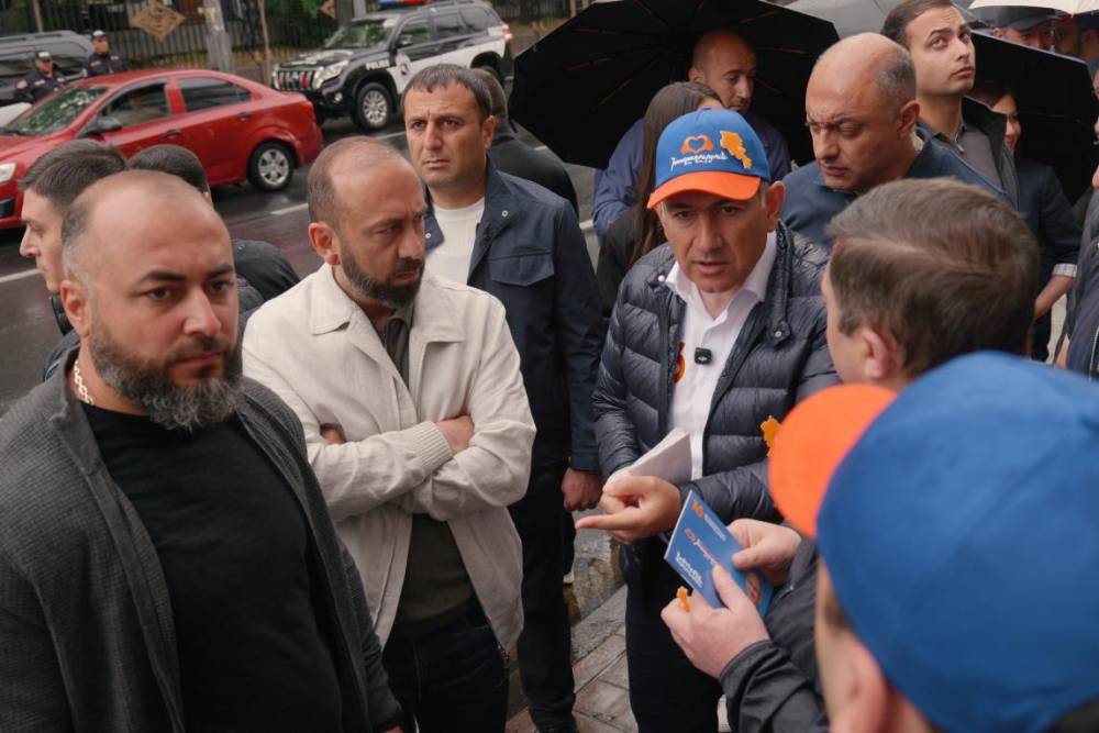 ՔՊ-ում ահռելի ֆինանսական միջոցներ են ծախսում նախընտրական քարոզչության վրա․ «Հրապարակ»