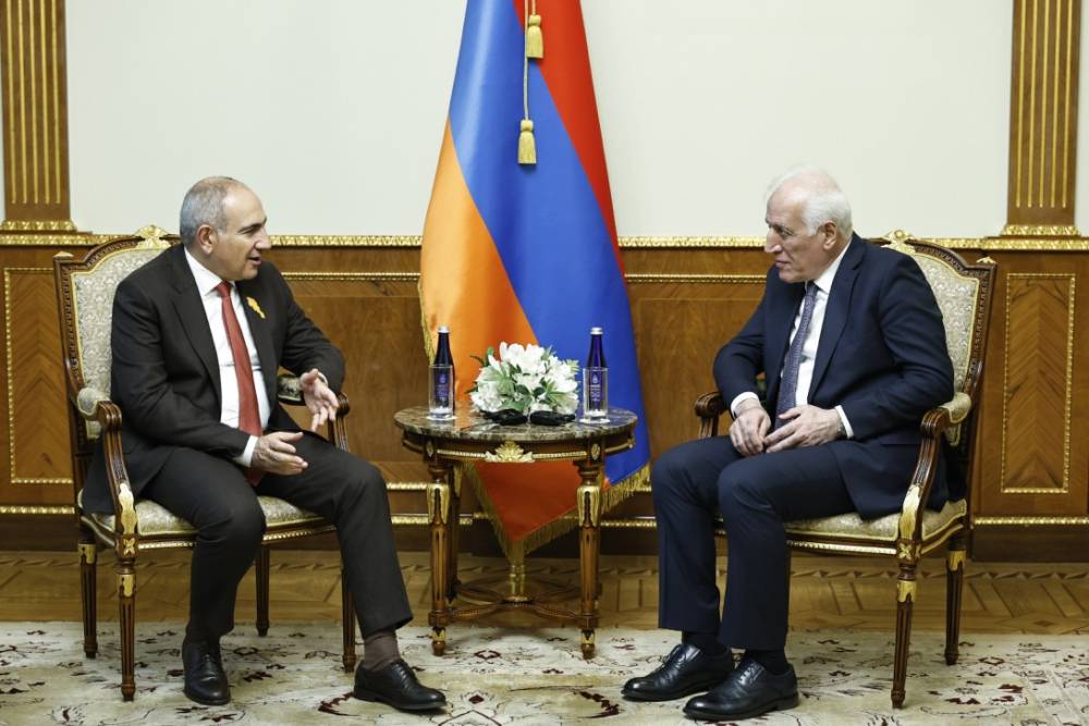 Քարոզարշավից առաջ Խաչատուրյանը Փաշինյանին հաջողություն է մաղթել. «Ժողովրդավարությունը հաղթելու է»